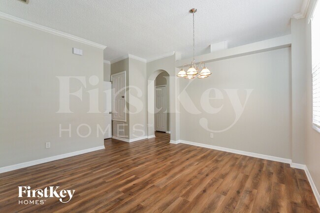 Foto del edificio - 10020 Savannah Bluff Ln