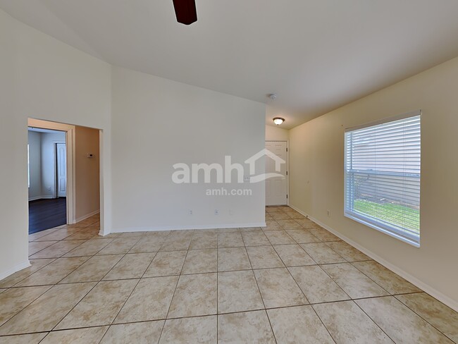 Building Photo - 10126 41st Ct E