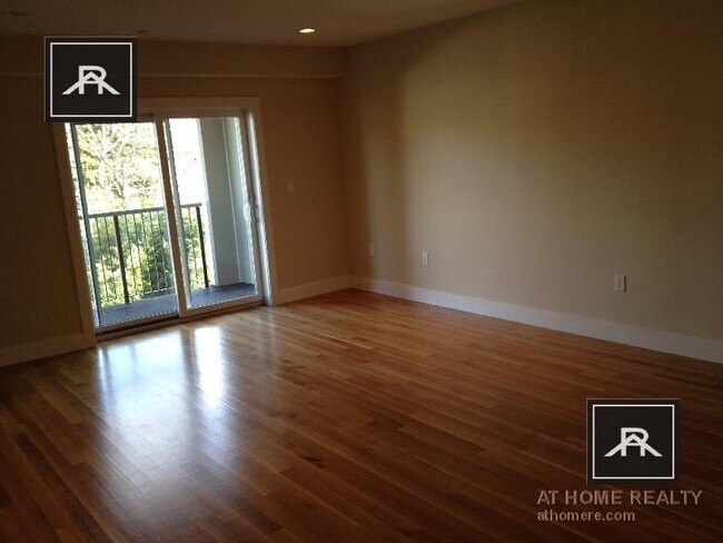 Foto del edificio - 2 bedroom in Chestnut Hill MA 02467