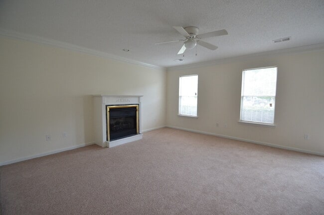 Building Photo - 4846 Habersham Ln