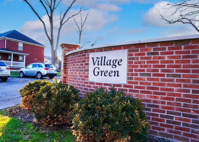 Building Photo - Village Green Apartments- STUDENT HOUSING