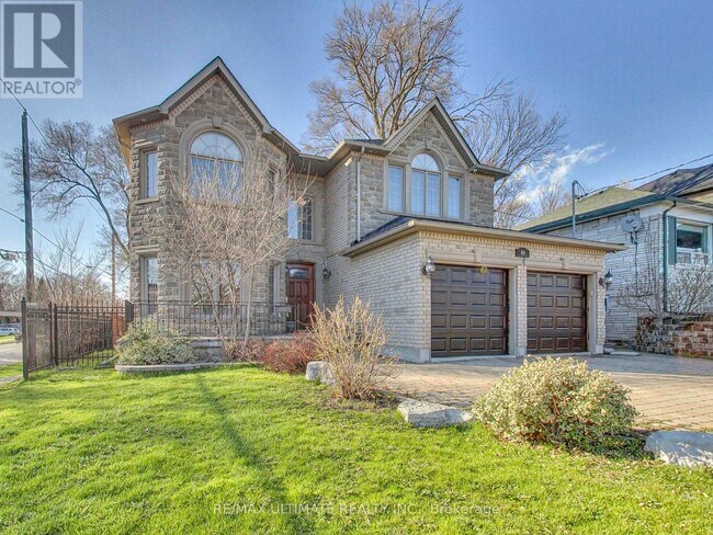 Photo du bâtiment - 40 Harrow Dr