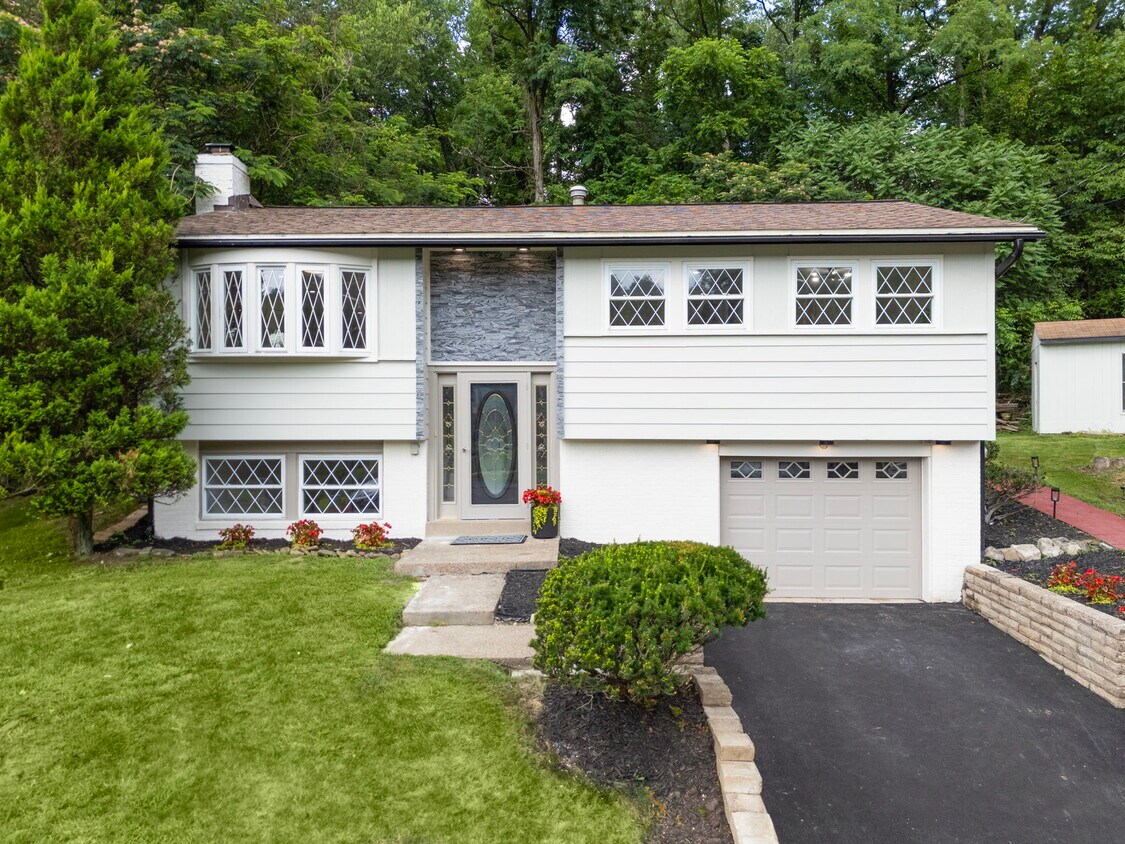 Foto principal - 224 Laura Lee Dr