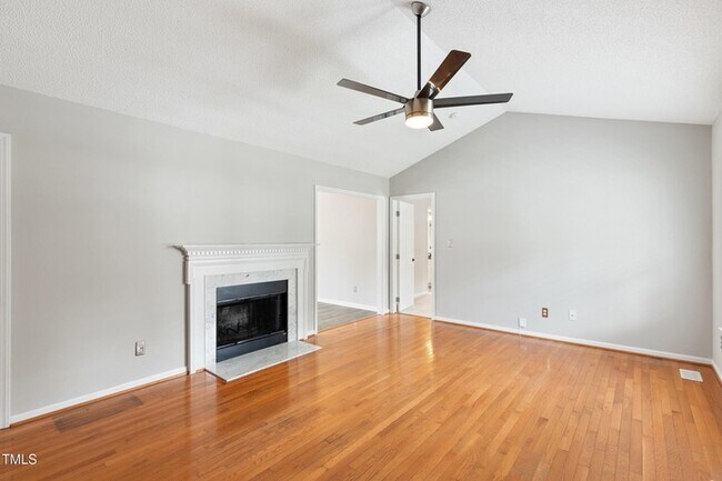 Building Photo - Build Equity While Leasing - Lease and Own...
