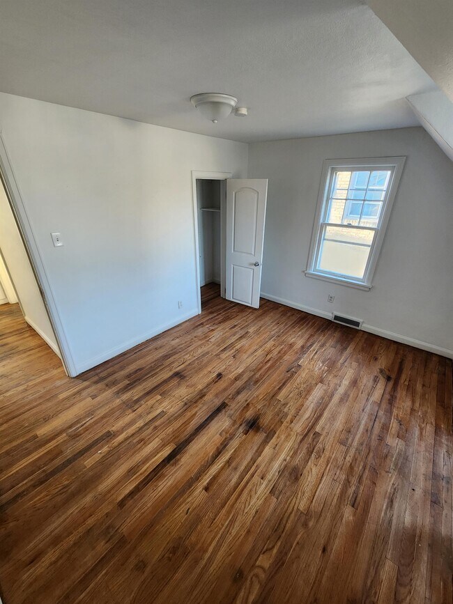 Foto del edificio - 1131 N Kaley St