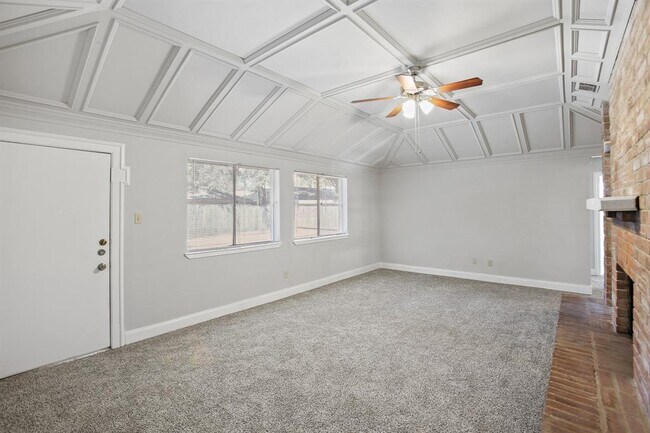 Foto del edificio - 24110 Griffin House Ln