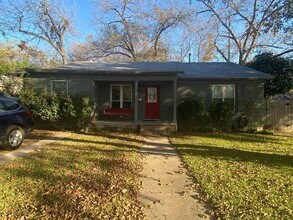 Building Photo - 3801 Avenue G