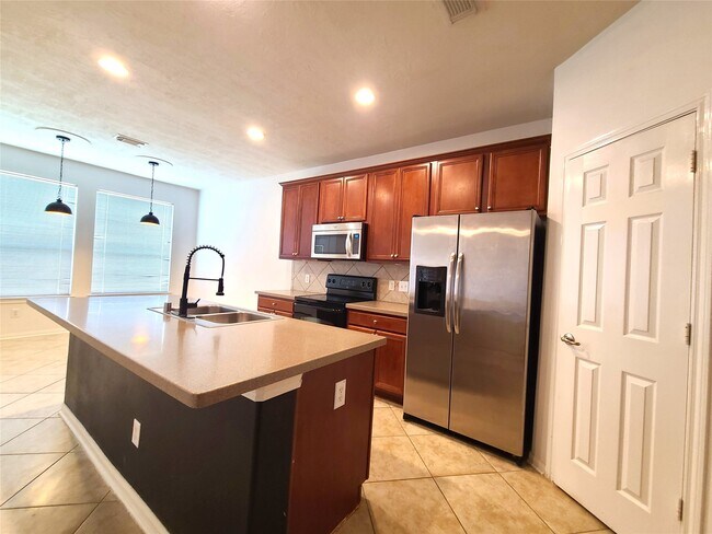 Foto del edificio - 119 Benedict Canyon Loop