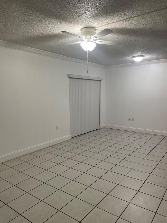 Building Photo - 7510 SW 153rd Pl