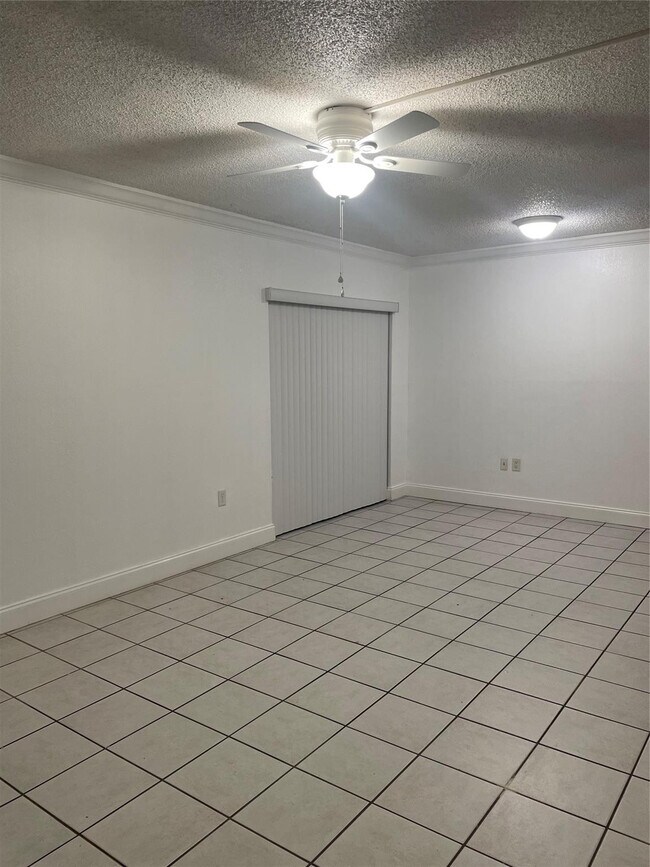 Building Photo - 7520 SW 153rd Pl