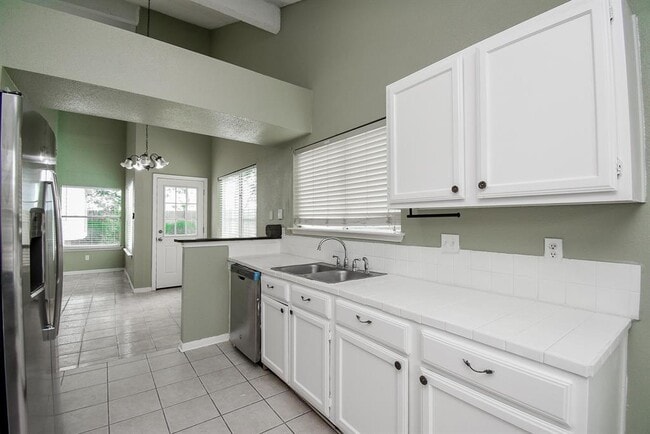 Building Photo - 20534 Cocoplum Dr