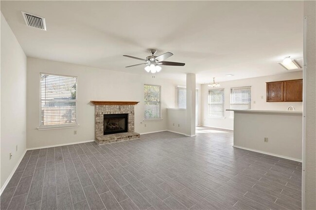 Foto del edificio - 1906 Woodland Drive, Cedar Park, TX 78613 ...