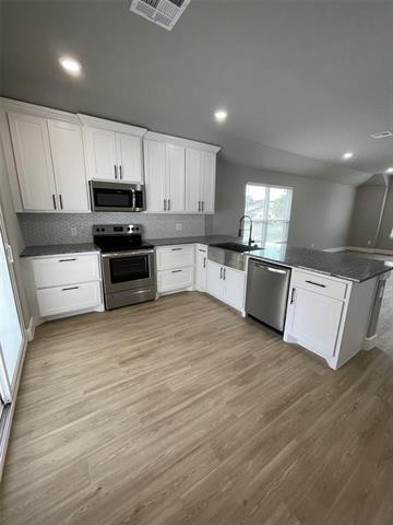 Foto del edificio - 626 W Florence St