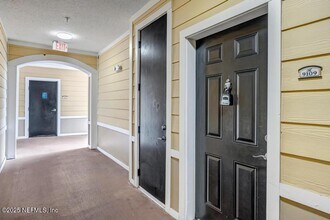 Building Photo - 8539 Gate Pkwy W