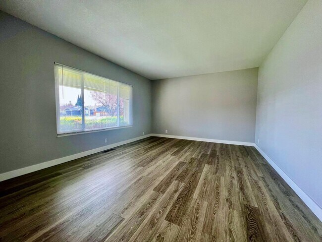 Foto del edificio - 2943 Hostetter Rd