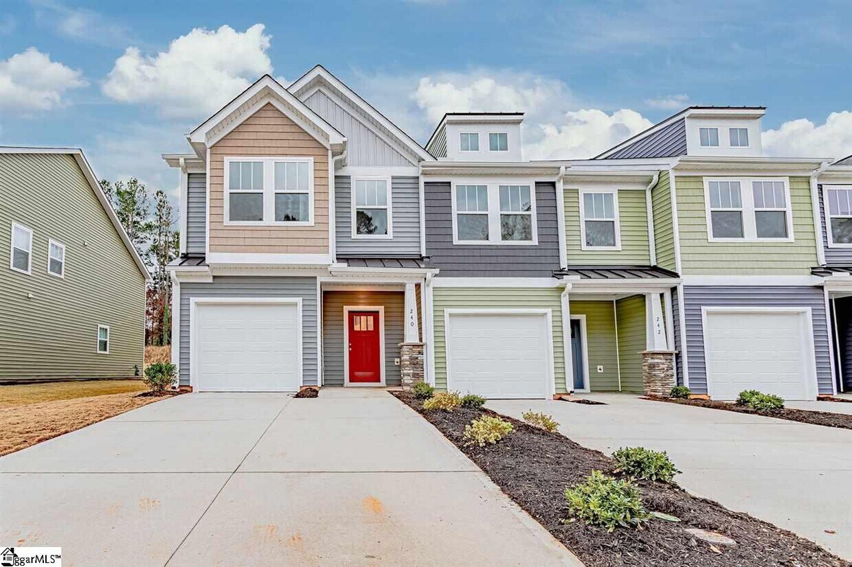 240 Keaton Ct, Spartanburg, SC 29301 Condo for Rent in Spartanburg