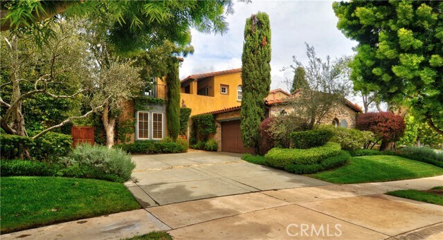 Building Photo - 33 Castellina Dr