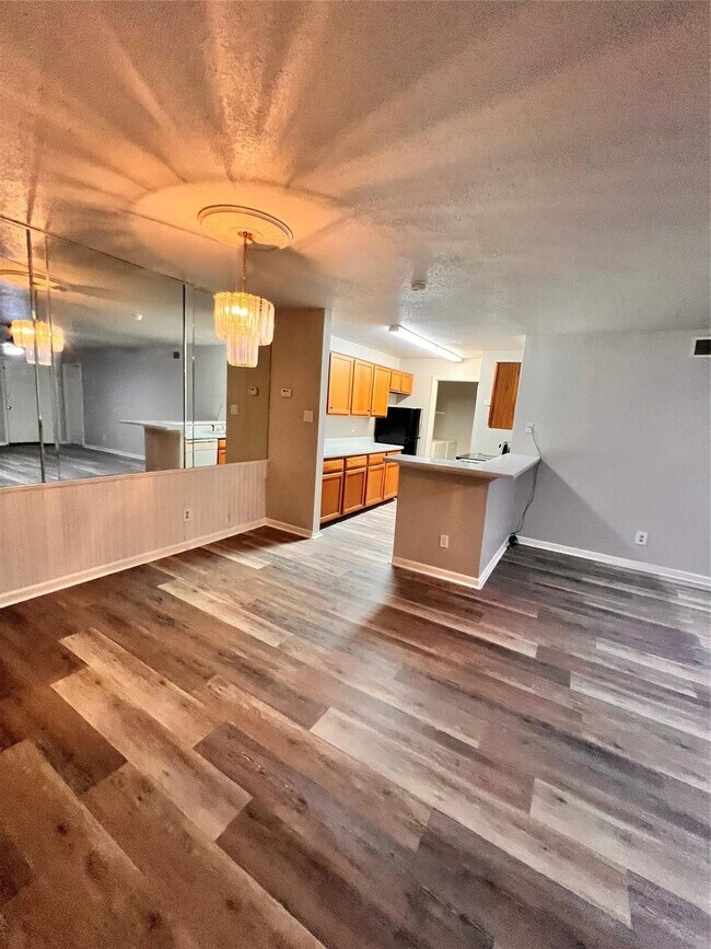 Foto del edificio - 10661 Braes Bend Dr