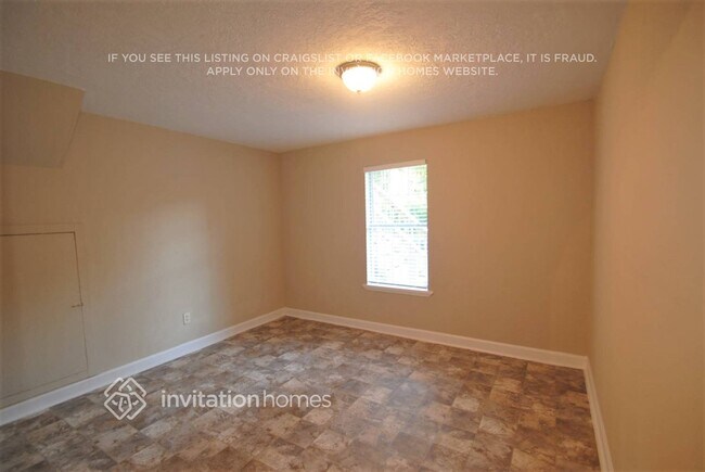 Foto del edificio - 6317 Mitchell Creek Dr