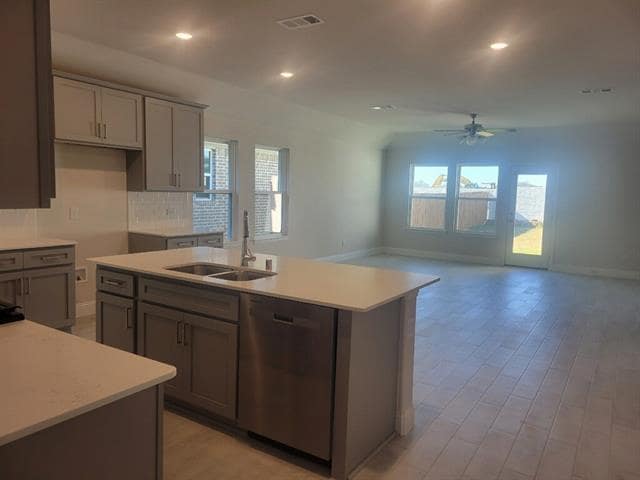 Building Photo - 209 Santa Lucia Dr