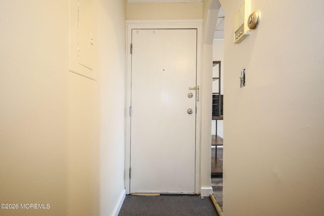 Building Photo - 199 Myrtle Ave