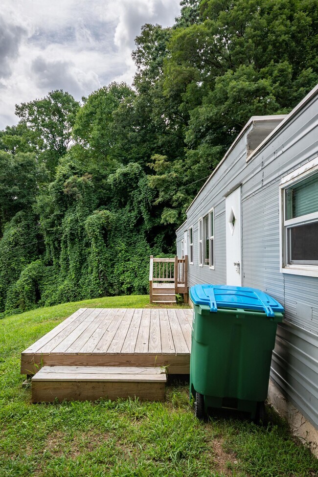 106 Patton Hill Rd, Swannanoa, NC 28778 House Rental in Swannanoa, NC