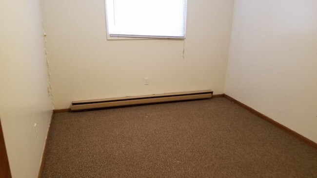 Building Photo - 419 Wilkin Ave