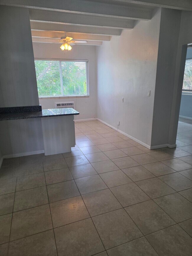 Foto del edificio - 100 Cascade Ln