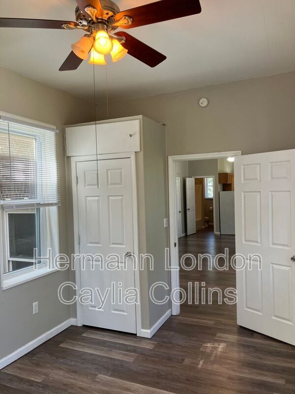 Foto del edificio - 10077 Dorothy Ave