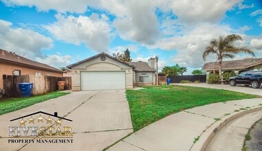 Building Photo - 5311 Sunbird Ct