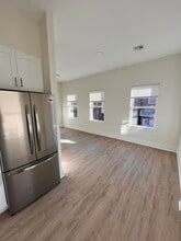 Building Photo - 70 69th St
