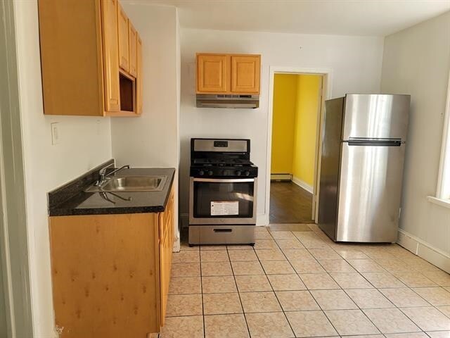 Building Photo - 207 Fulton Ave
