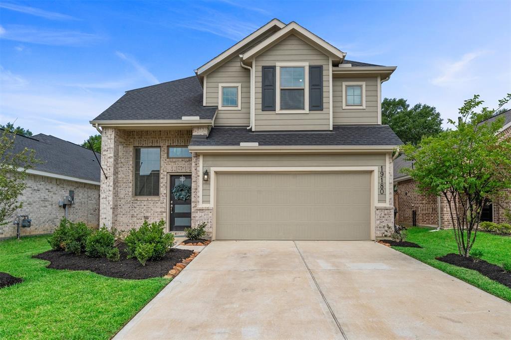 Foto principal - 19180 Cedar Lennox Cir