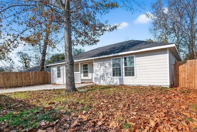 Foto del edificio - 7437 Bywood St