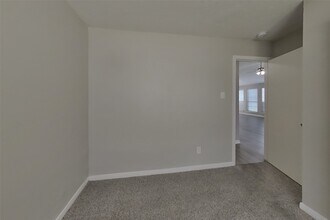 Building Photo - 18311 Autumn Trails Ln