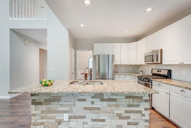 Foto del edificio - 6515 Fairgreen Dr
