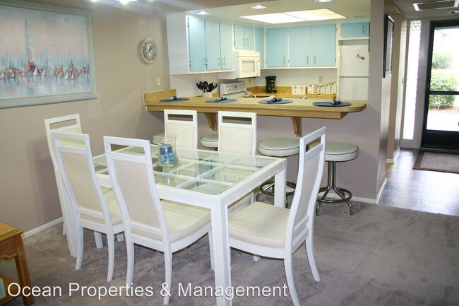 Foto del edificio - 113 Club House Blvd