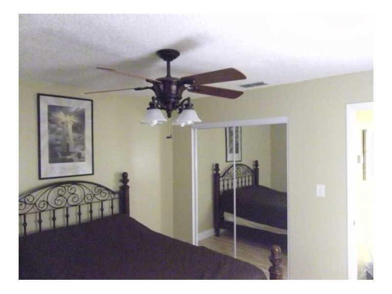 Building Photo - 2944 NW 89th Ter