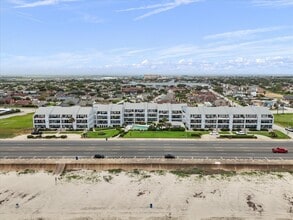 Building Photo - 7600 Seawall Blvd