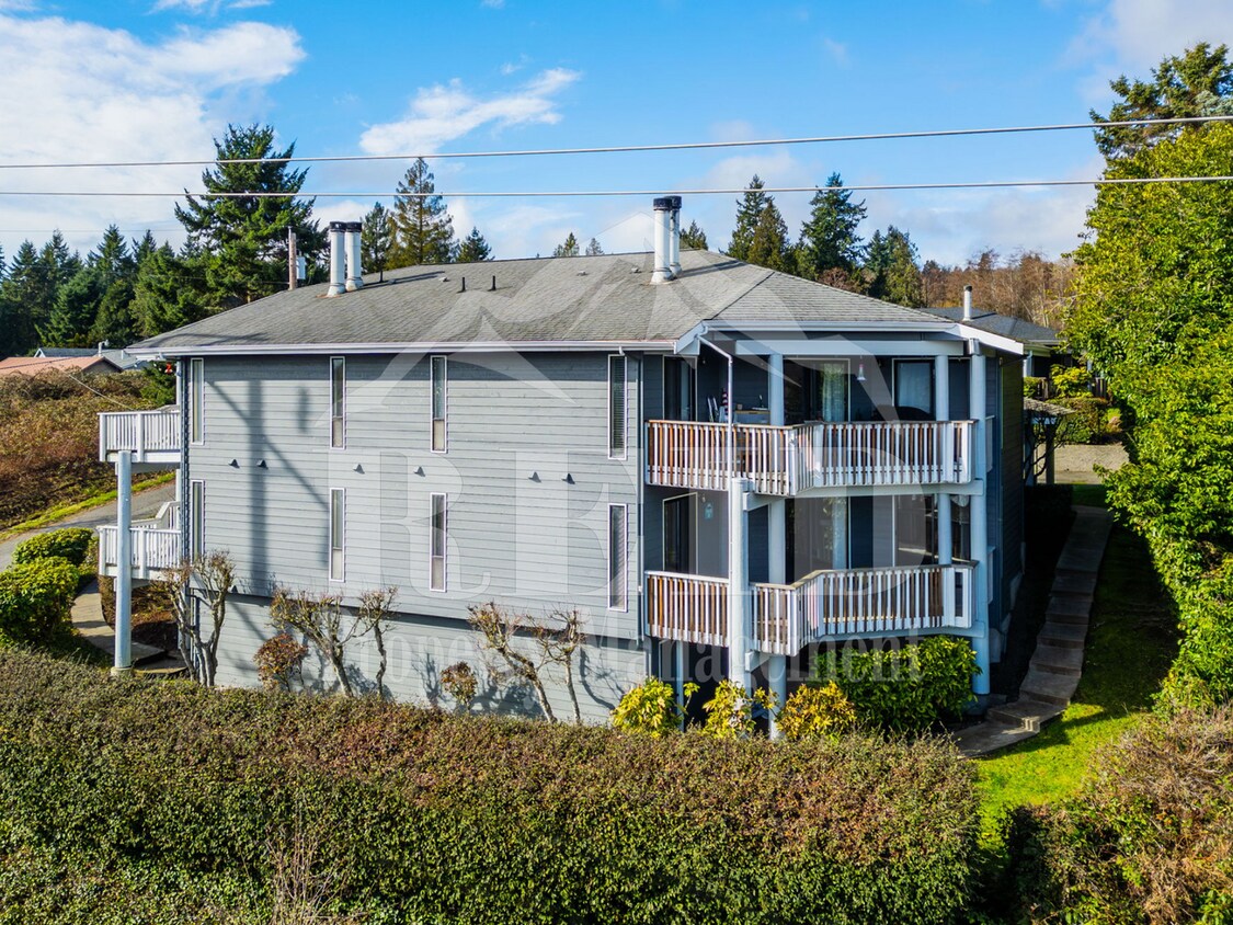 Foto principal - Water view 4 plex close to Silverdale and ...