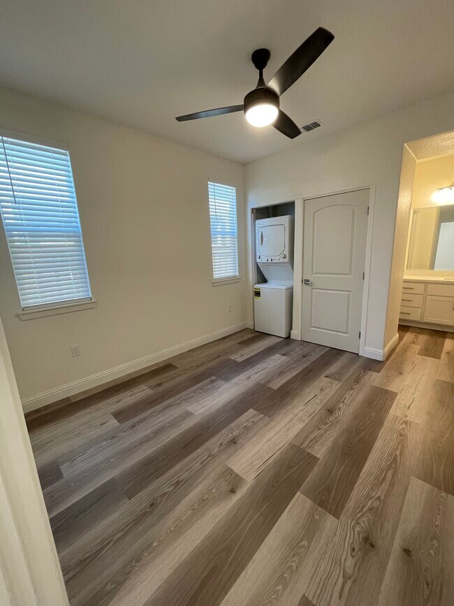 Bedroom - 3190 Paxton St