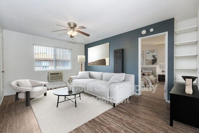 Foto del edificio - 9729 Winter Gdns Blvd