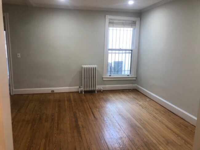 Foto del edificio - 1732 Church St NW