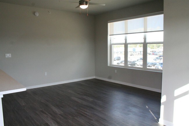 Foto del edificio - 2 br, 2 bath  - 1449 Lee Rd