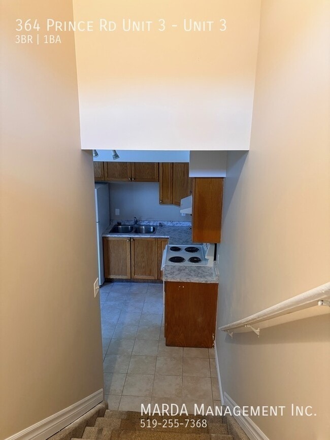 Building Photo - COZY 3 BED/1 BATH - SANDWICH TOWN + HYDRO & WATER 1/2 MONTH FREE