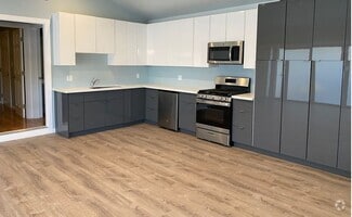 Building Photo - 944 Bruno St