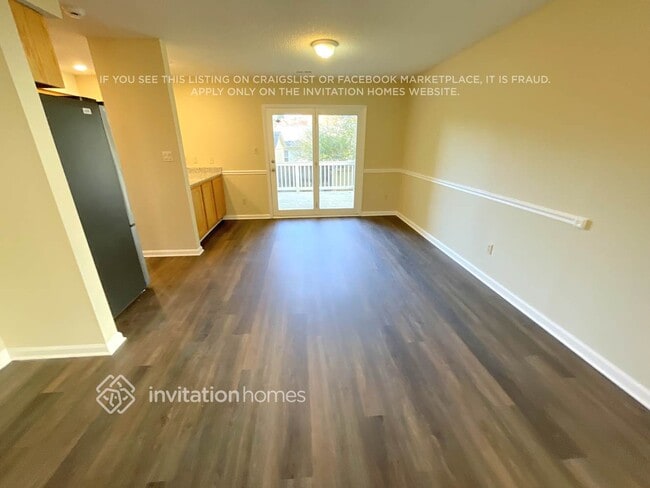 Building Photo - 7341 Morris Pond Dr