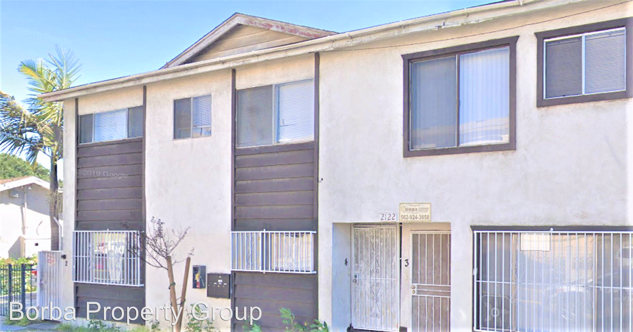 Primary Photo - 2122 E 10th St