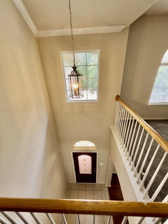 Foto del edificio - 5102 Heatherdawn Ct