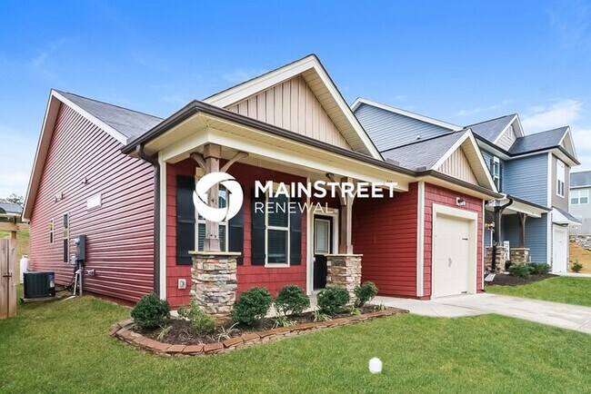 Building Photo - 3 Bedroom Pet-Friendly Home in CLAYTON, NC with Main Street Renewal